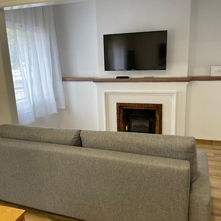 Apartamentos Tarradellas Sants Estació Barcelona Exterior foto
